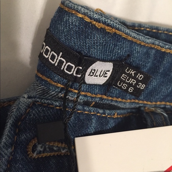 Boohoo boyfriend jeans. never been worn. size 6. - Picture 4 of 4